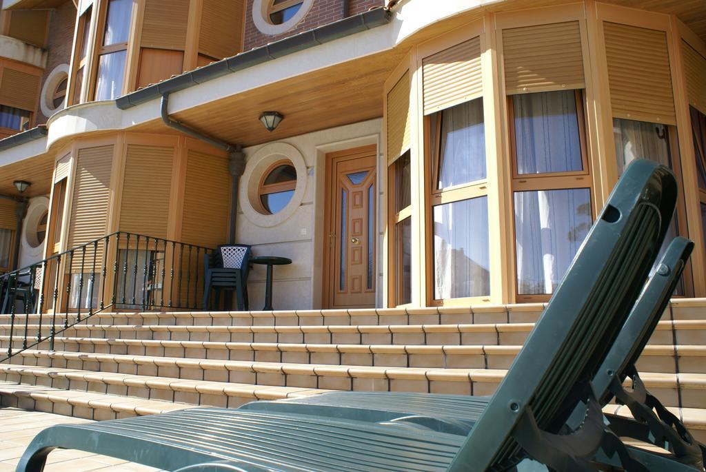 Apartamentos Quinto Sueno Noja Rum bild