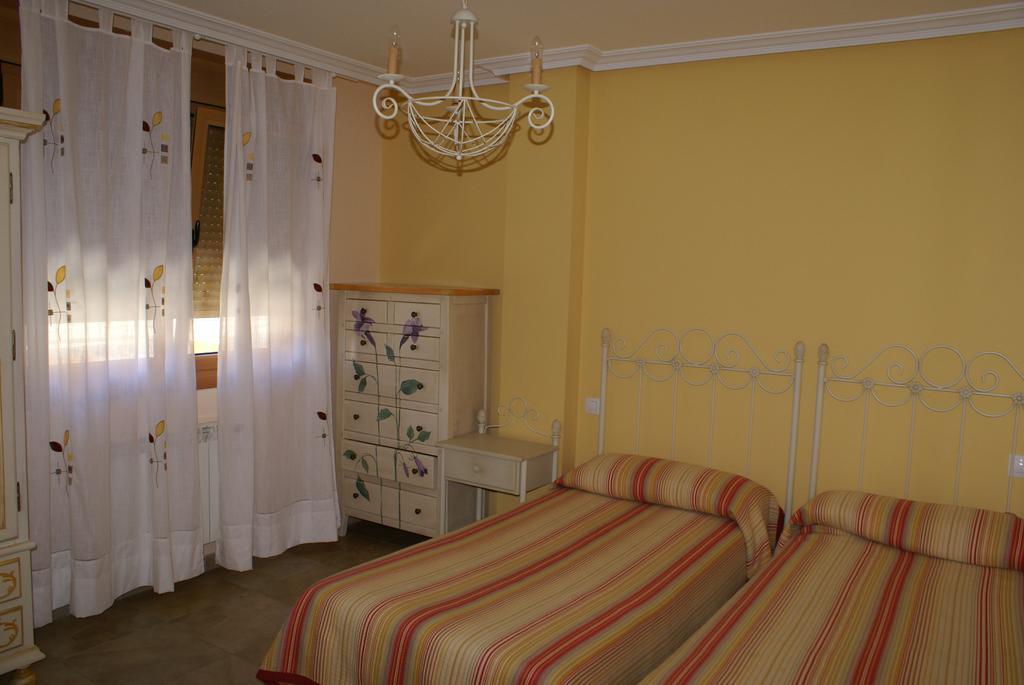 Apartamentos Quinto Sueno Noja Rum bild
