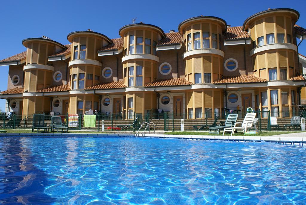 Apartamentos Quinto Sueno Noja Exteriör bild